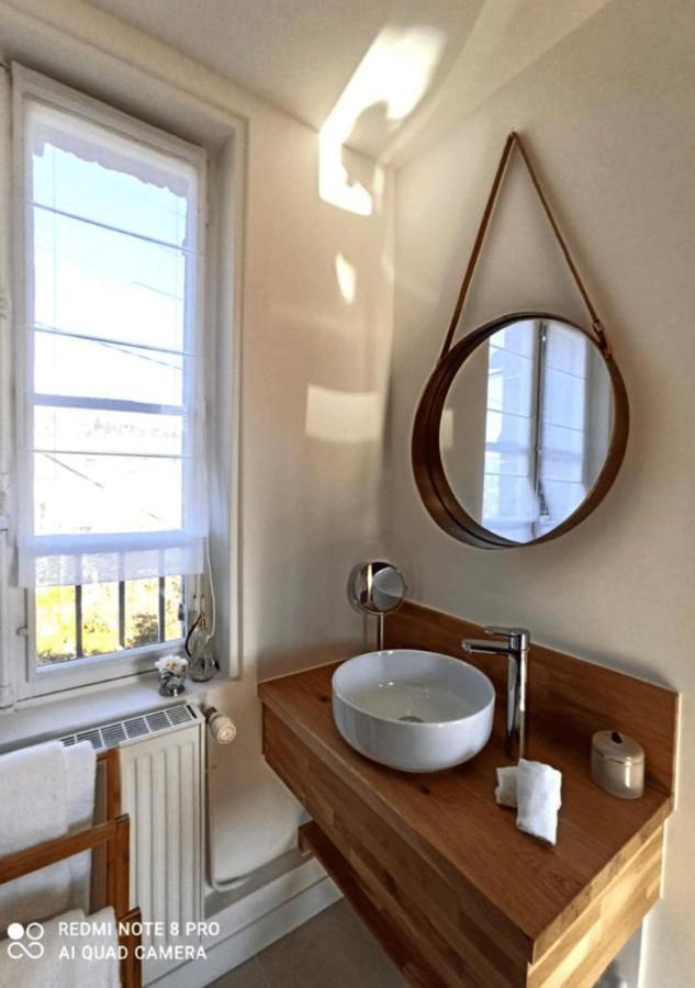Jane'Laur - Honfleur Bed & Breakfast Bagian luar foto