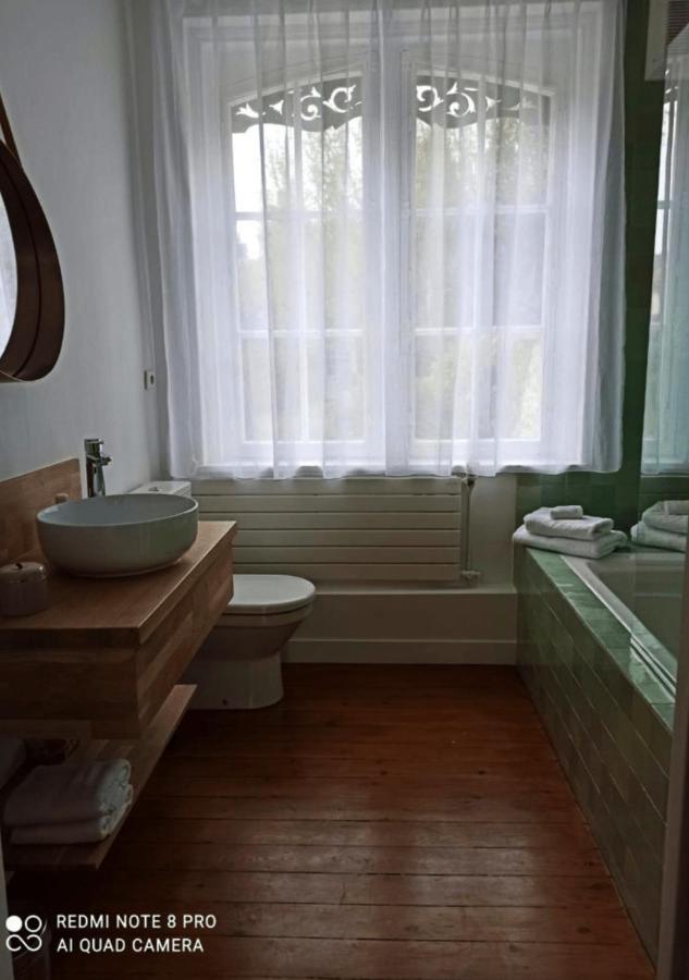 Jane'Laur - Honfleur Bed & Breakfast Bagian luar foto