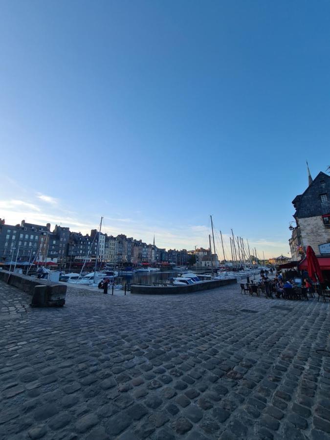 Jane'Laur - Honfleur Bed & Breakfast Bagian luar foto